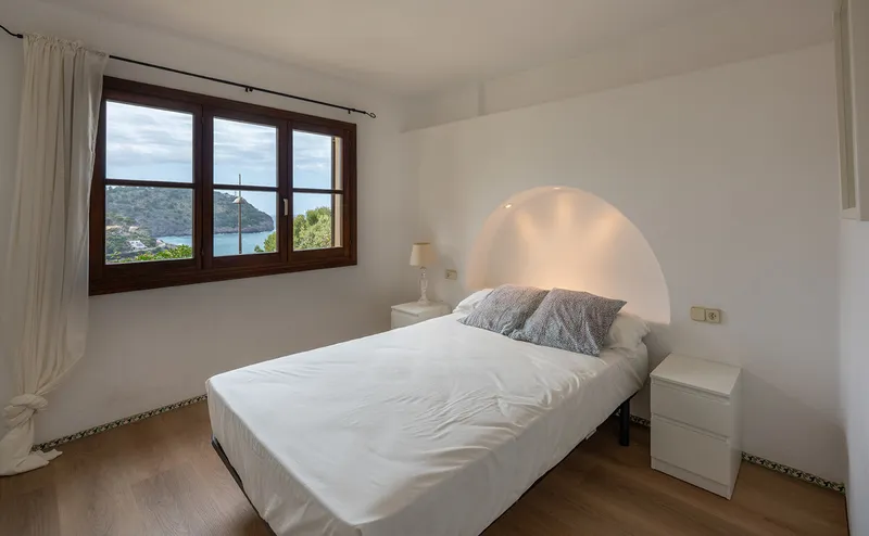 Apartment with sea views in Port de Sóller — photo 12