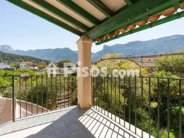 Chalet on Poetessa Francisca Alcover Street — photo 1