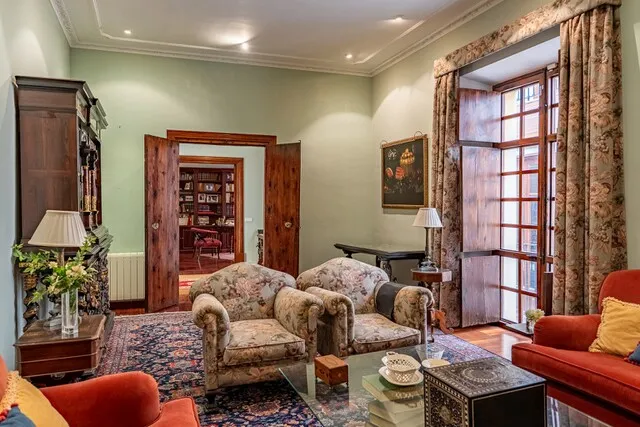 Historic 16th-century palatial home for sale in Palma Old Town, Mallorca — photo 5