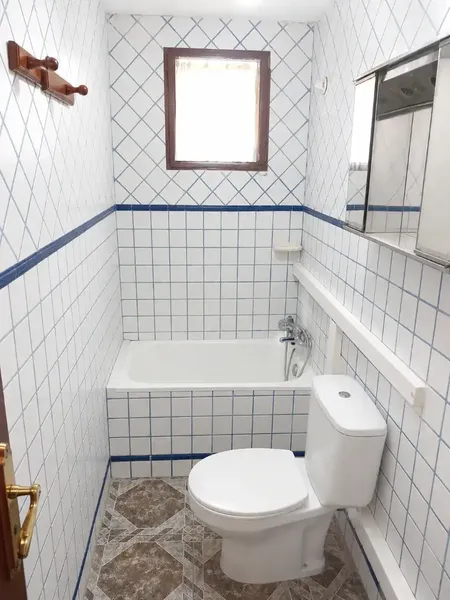 We present this cozy apartment located in a passage of the Son Gotleu neighborhood, where comfort and connectivity come together. It features a — photo 1