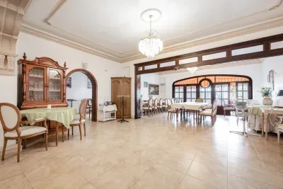 Commercial Space in S'Illot with Housing Potential 213sqm — photo 1