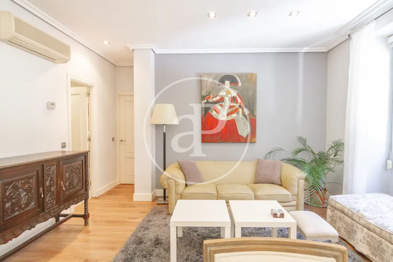 Flat for rent close to IE — photo 1