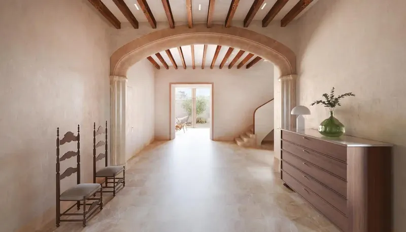 Discover this architectural gem in the heart of Campos! We present this splendid Majorcan-style manor house, a true treasure — photo 3
