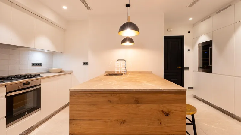 Apartment for sale in Paseo Marítimo — photo 4