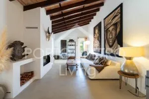 Ref. PRO218 – Traditional, rustic, natural stone finca – carefully modernized – in a sublime location with two separate houses, its own olive plantation and fantastic views of Bonany and Petra — photo 1