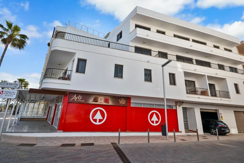 Top Investment on the First Sea Line in Cala Millor — photo 2