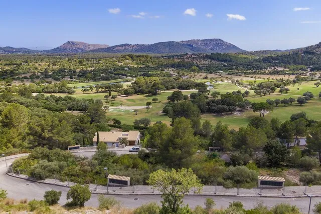 Plots in a unique location for sale in Pollensa Golf, Mallorca — photo 8