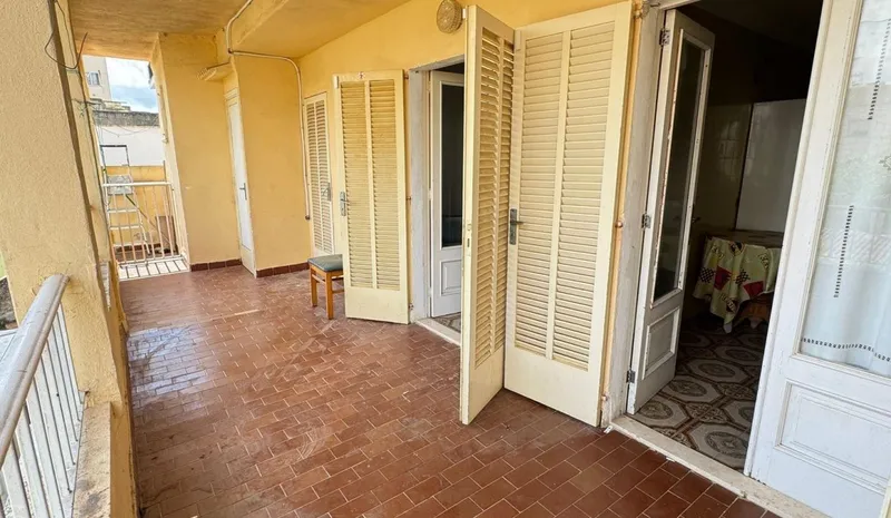 Local + First Floor Apartment for Sale in Inca — photo 8
