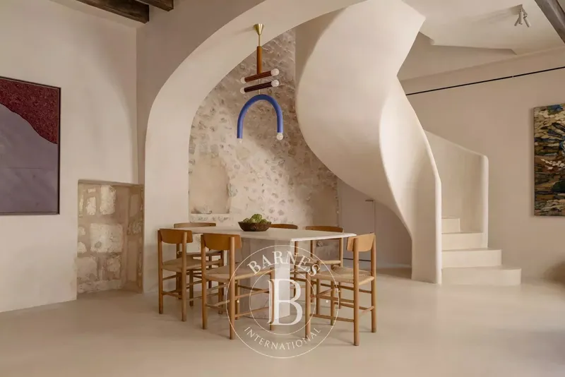 Conscious Luxury Townhouse with Terrace and Garage in the Heart of Felanitx — photo 2