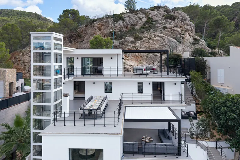 Exclusive: Modern villa with the best equipment and fantastic sea views in Puerto de Andratx - Marcel Remus Real Estate — photo 2