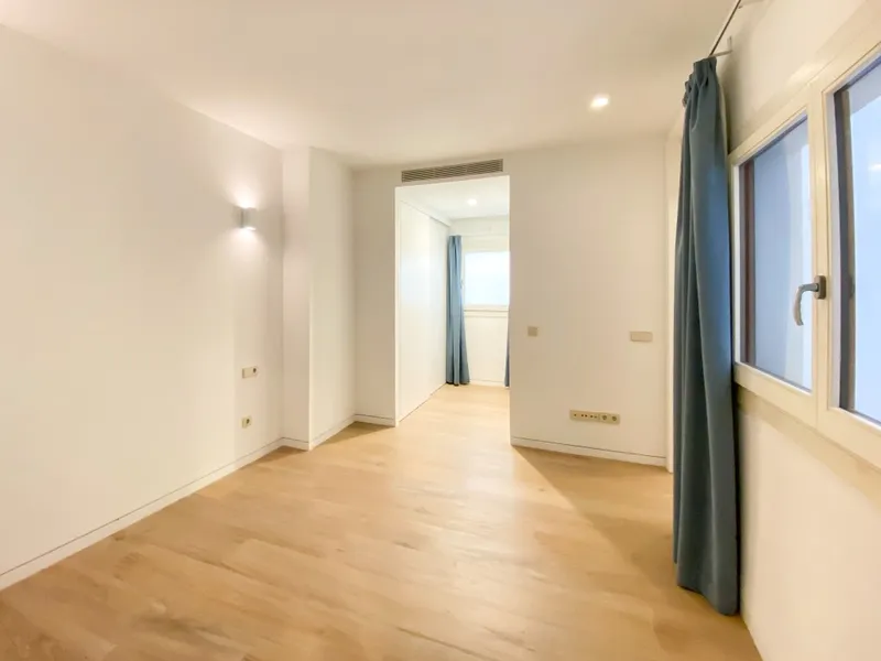 Top quality apartment for sale in Palma Casco Antiguo with roof terrace and various terraces — photo 11