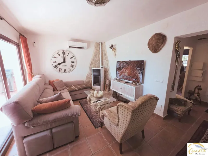 150m² villa with 3 rooms, bathroom, pool and sea views for sale — photo 5