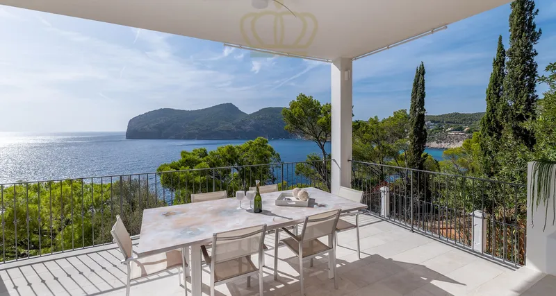 Beautiful sea view villa with pool in Camp de Mar - holiday rental — photo 4