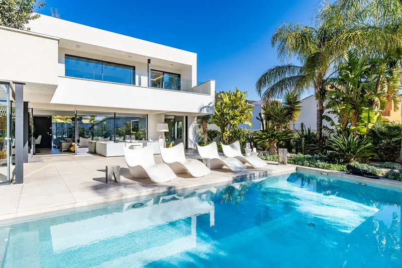 Modern villa in Andratx with 3 bedrooms, pool and large underground garage for sale — photo 12