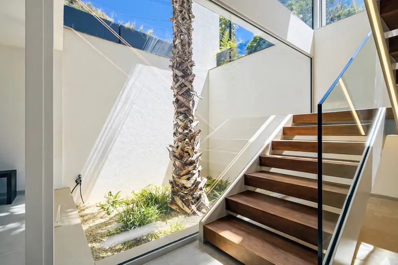 New villa with unique views of Port Adriano — photo 9