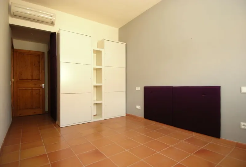 Completely renovated town house with patio and terrace near the center of Santanyi — photo 9