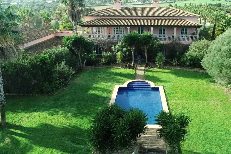 Rustic finca with sea views and 151,000 m2 of land in Santa Margalida — photo 1