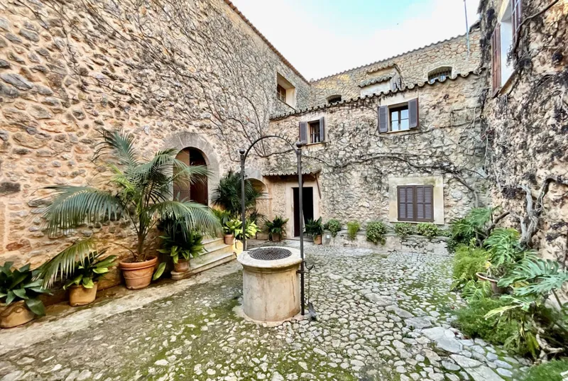 Manor estate in Establiments, Palma — photo 9