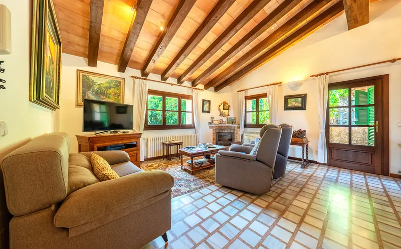 Spectacular finca with pool and guest houses in Sóller — photo 12
