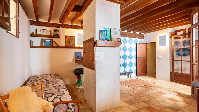 Triplex for sale in La Seu — photo 3