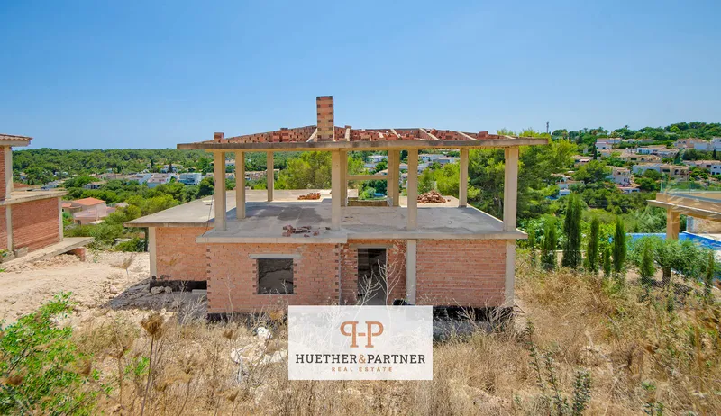 Plot with shell construction, sea view and pool for sale — photo 10