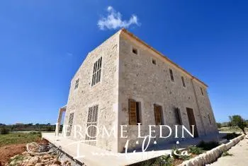 Beautiful countryhouse with pool near the Ses Salines lighthouse — photo 1