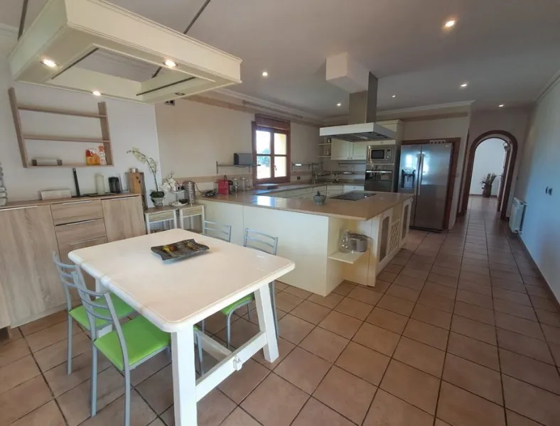 Imposing finca with sep. guest house and all extras near Petra - Manacor -- F 64 VK — photo 11