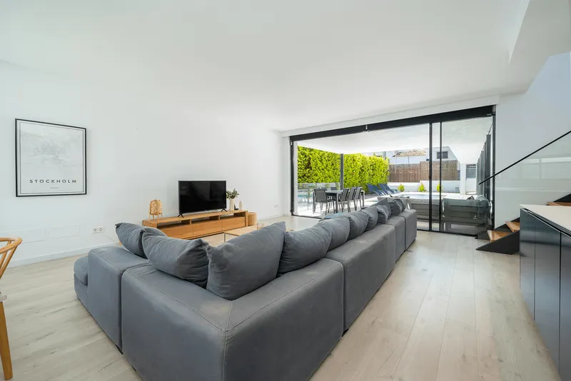 Long-term rental of contemporary villa in Palma with garden and pool — photo 5