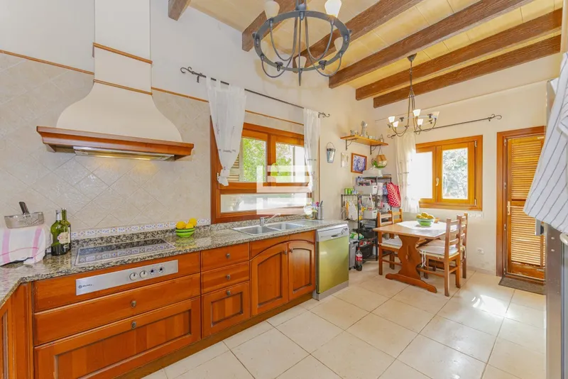Elegant villa with sea views and private pool for sale in Bonaire, Alcúdia — photo 7