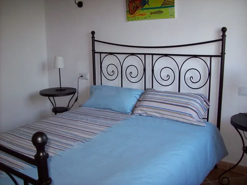 Unique opportunity in Manacor! Renovated hostel with 10 bedrooms, 8 bathrooms, garden, heated pool, tennis court and more — photo 11