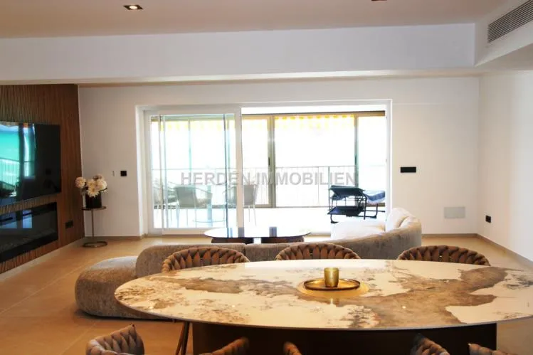 Exclusive luxury apartment on the first sea line at Playa de Palma — photo 6