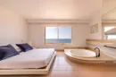 Beachfront townhouse with a unique ... — photo 11