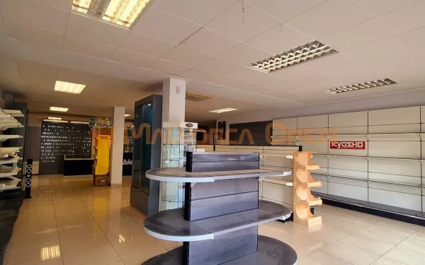 Commercial premises for rent on Manacor's main street — photo 3