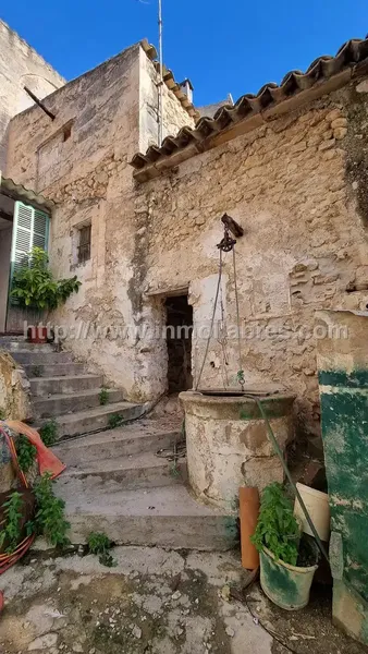 Encantadora casa de pueblo situada en el pintoresco pueblo de Campanet, en las Islas Baleares. Esta vivienda, construida en el año 1900, ofr — photo 10