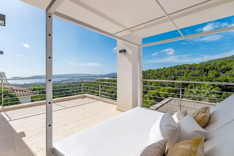 Villa in Costa den Blanes - Wonderful pool terrace with sea views — photo 7