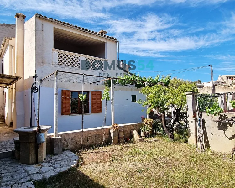 Town house to reform in Selva — photo 4
