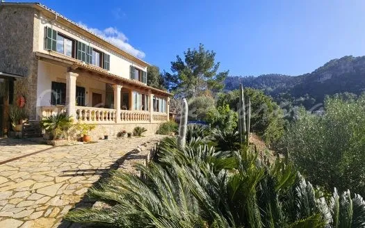 finca in Esporles — photo 1