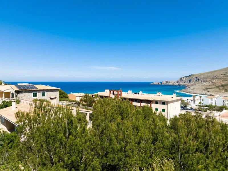 615 m2 Plot in Cala Mesquida with Sea Views — photo 1