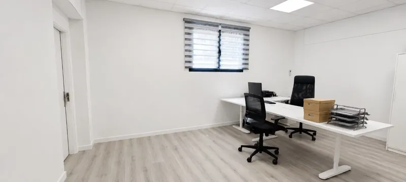 Industrial warehouse of 1,400 m² on a plot of 2,373 m² in the Can Matzarí industrial estate, Inca — photo 2