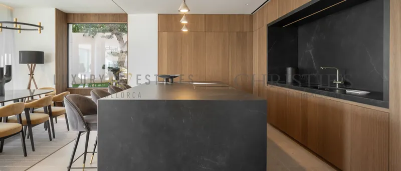Modern new build villa in Portals Nous with great sea views — photo 4