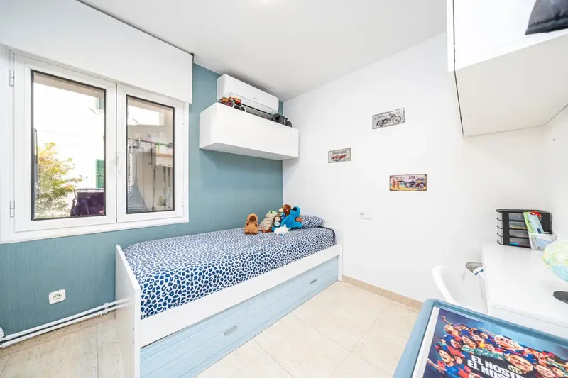 Townhouse in Cala Murada with terrace a few meters from the beach — photo 11