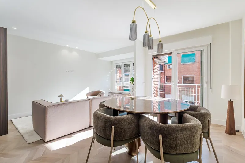 Flat for sale in Ciudad Jardín — photo 3