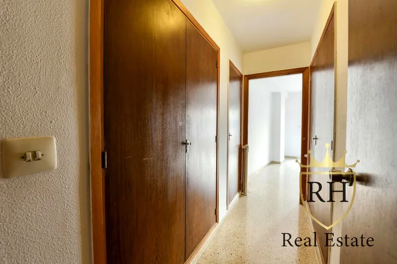 Spacious flat in the centre of Palma with terrace — photo 11