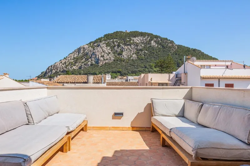 Charming Townhouse with Pool in the Heart of Pollença — photo 1