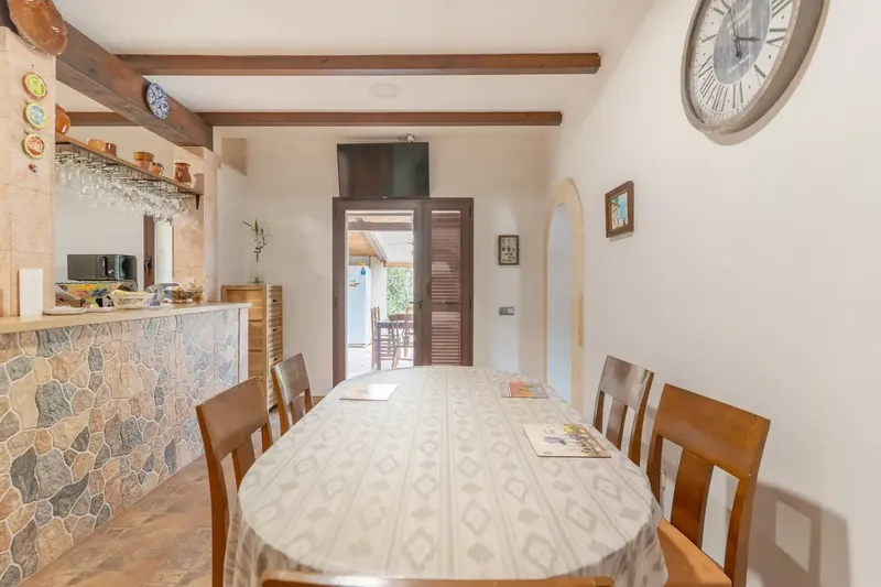 Exceptional finca near Algaida combining tranquility, privacy and Mediterranean lifestyle with a high level of — photo 9