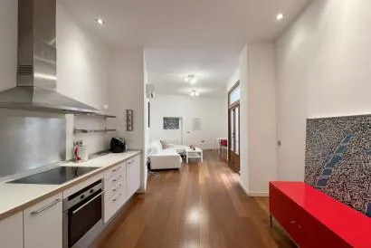 Apartment with private patio, one bedroom, New Courthouse area, Palma Old Town — photo 1