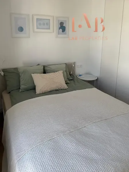 Te presentamos esta atractiva vivienda situada en Cala d’Or, una propiedad que destaca especialmente por sus amplios espacios exteriores y p — photo 8