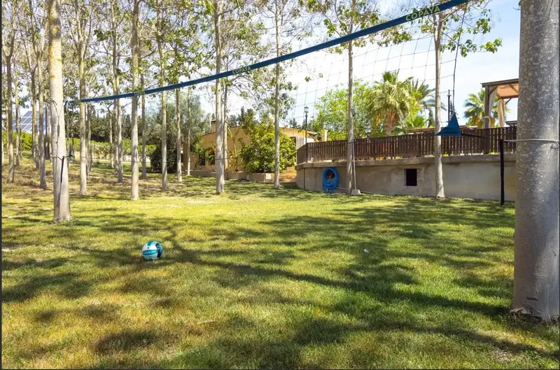 Magnificent rustic estate in a quiet setting on the outskirts of Llubí, surrounded by nature and with clear views of the Serra de — photo 8