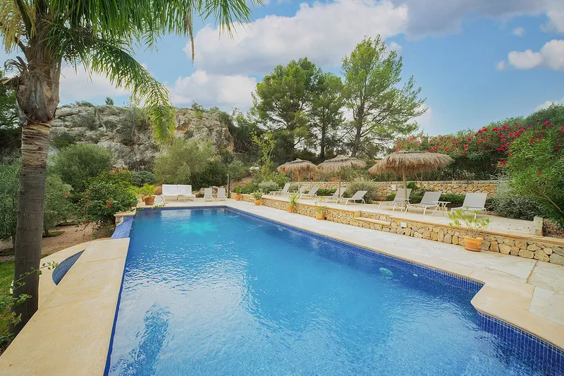 Spacious family villa in a prime location — photo 4