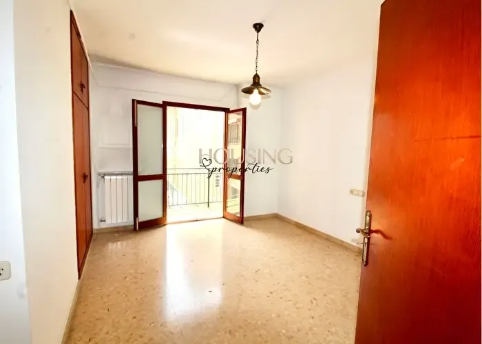 Piso de 6 habitaciones en venta en Centre, Jaume III — photo 2